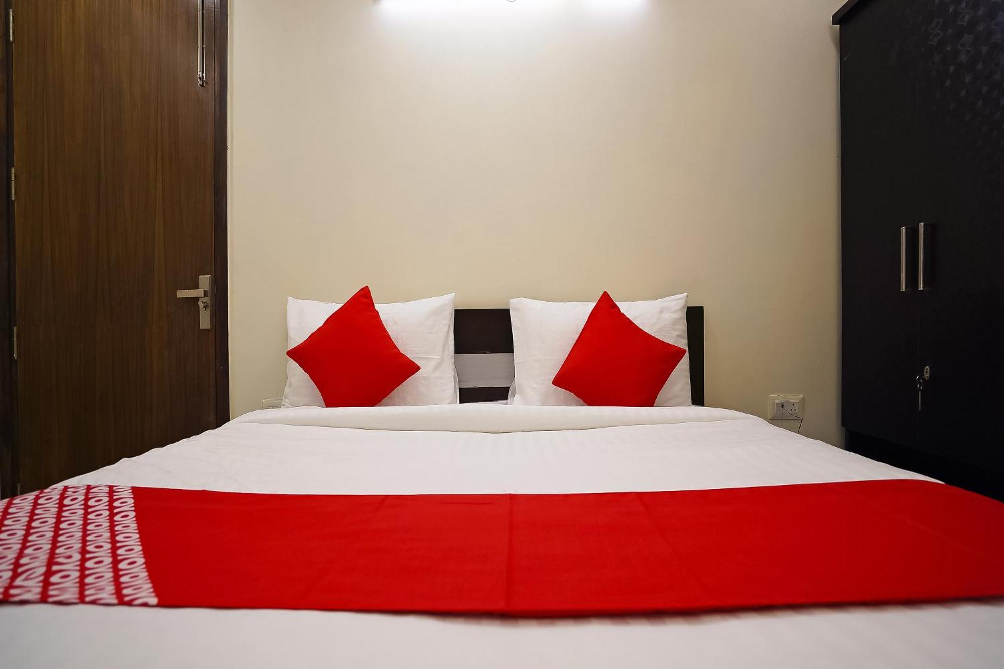 Hotel O Olive Saffron Delhi  Exterior foto
