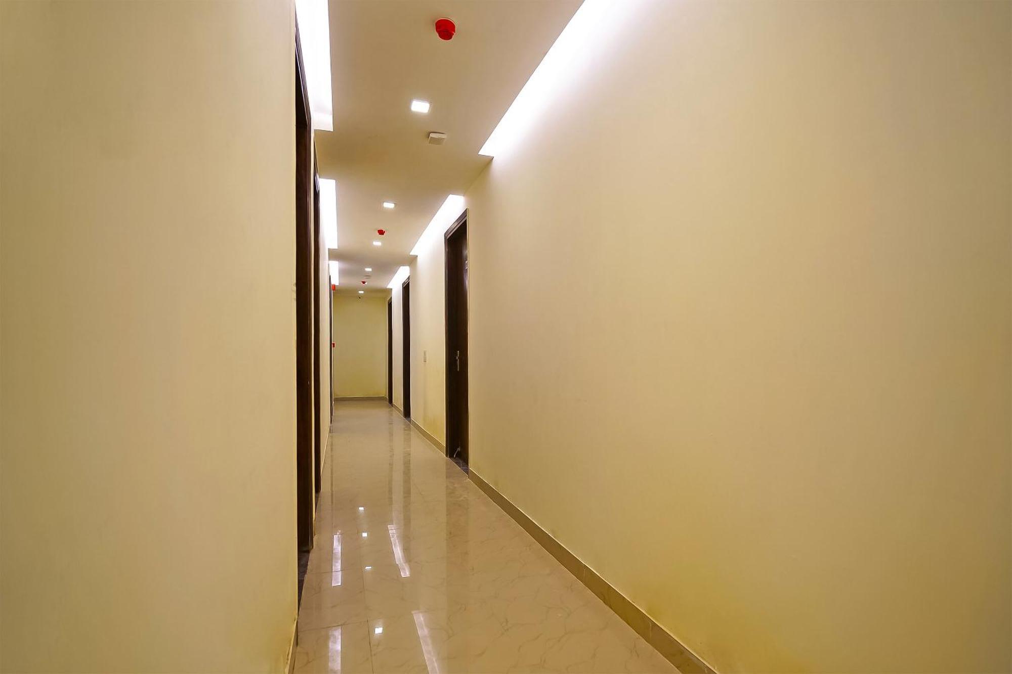 Hotel O Olive Saffron Delhi  Exterior foto